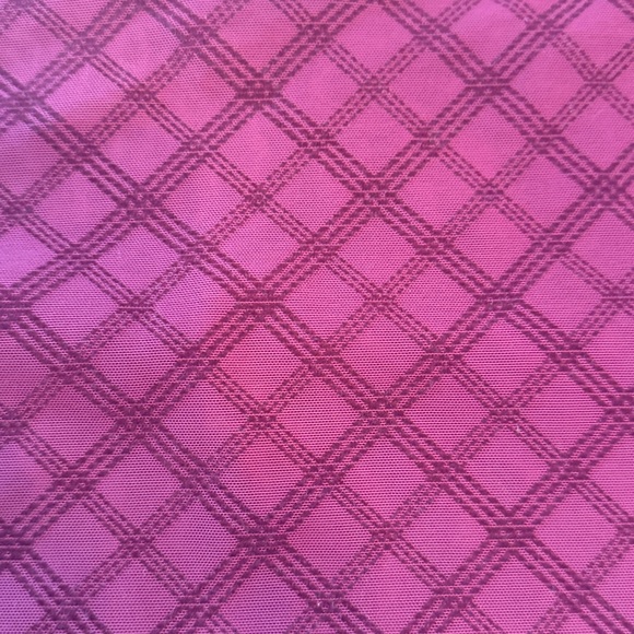 ALO crop top size small- great condition! - Picture 2 of 4